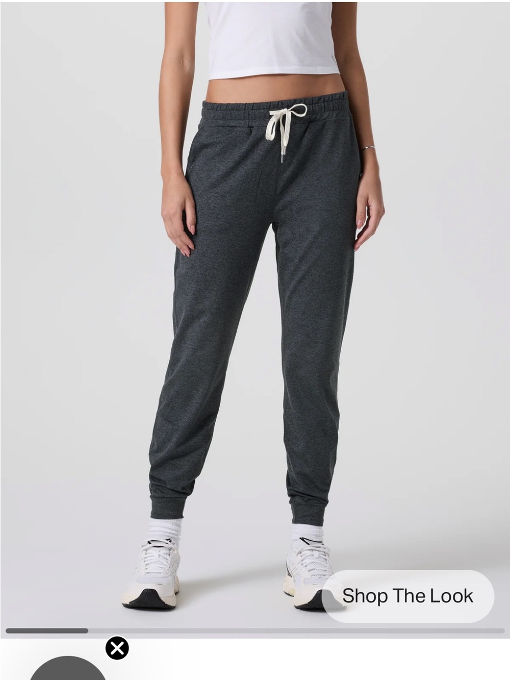 Vuori NWT Dark Charcoal Performance Joggers